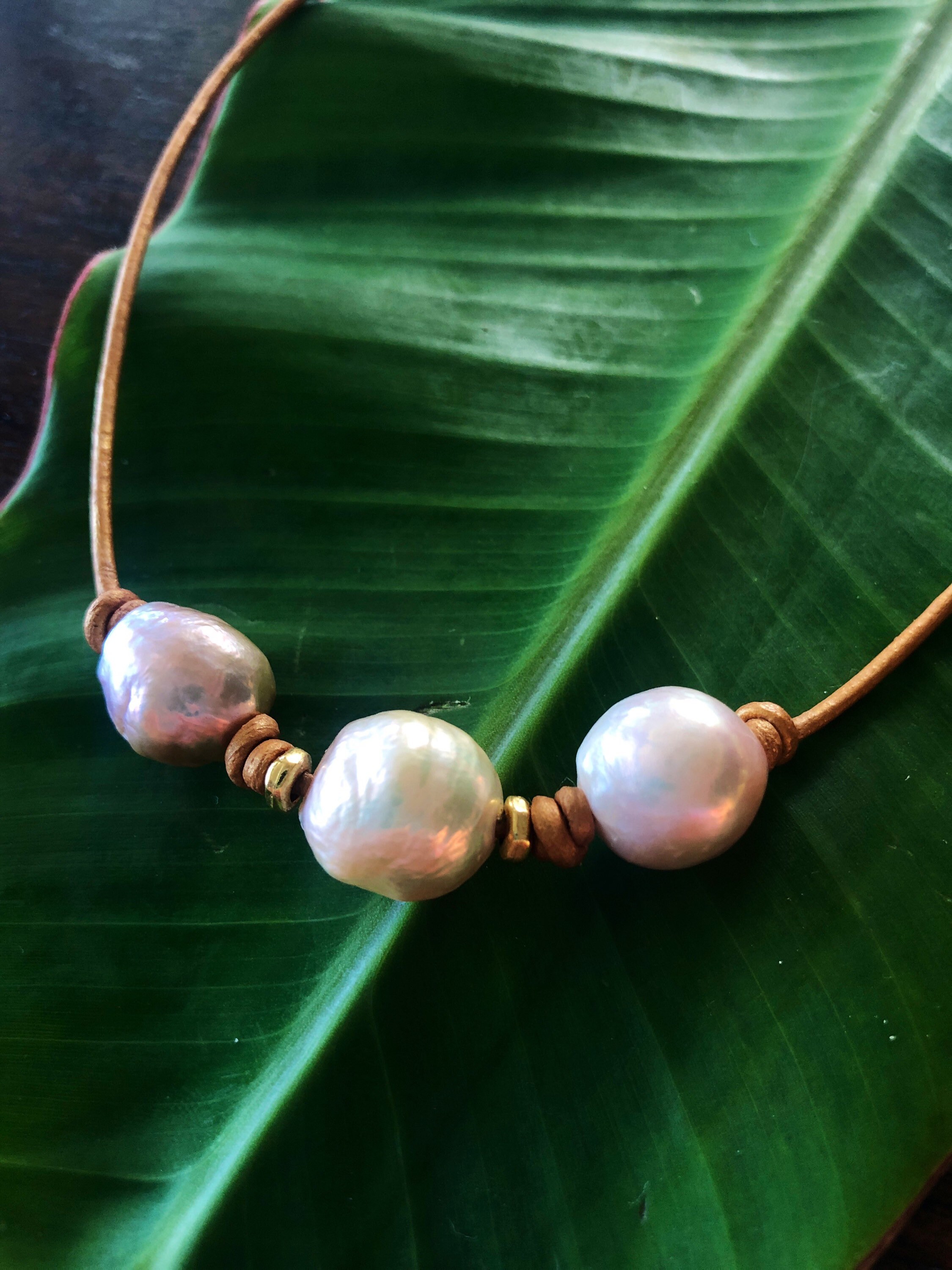 Triple Edison Pearl Knotted Leather Choker Necklace