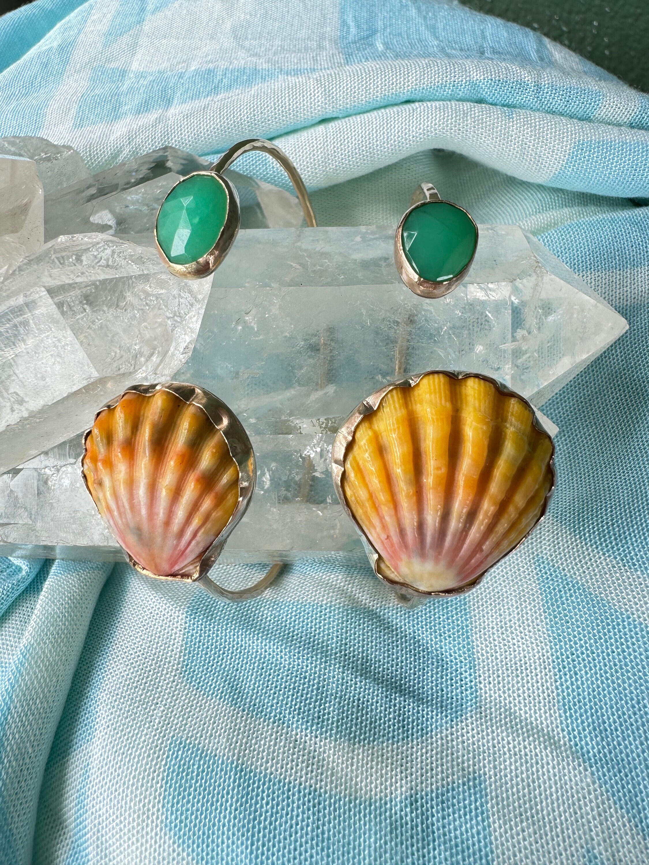 Sunriseshell and Chrysoprase Gold Hammered Cuff Bracelet